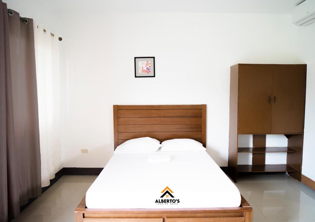 Alberto'S Lodging House มาริเวเลส ภายนอก รูปภาพ